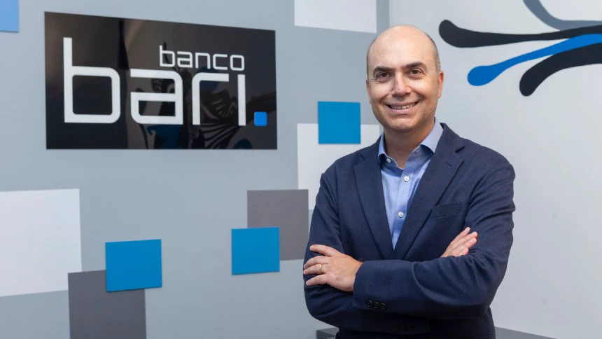 Rodrigo Pinheiro Banco Bari 1